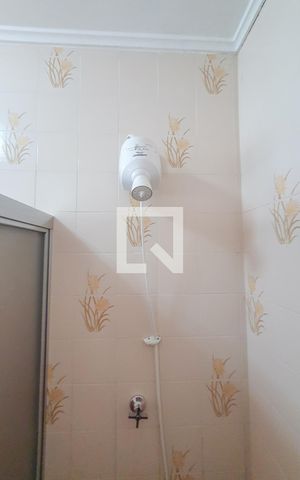 Casa de condomínio para alugar com 90m², 3 quartos e 3 vagas Casa de condomínio para alugar com 90m², 3 quartos e 3 vagasBanheiro 2