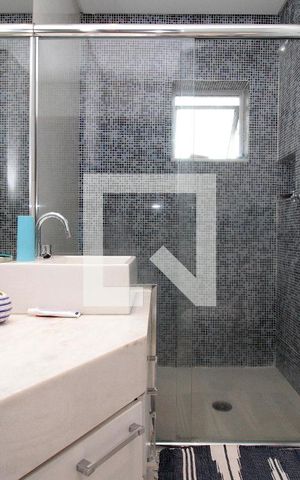 Apartamento à venda com 175m², 3 quartos e 1 vagaBanheiro da Suíte 3