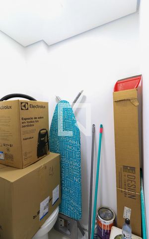 Apartamento para alugar com 62m², 2 quartos e 1 vaga Apartamento para alugar com 62m², 2 quartos e 1 vagaBanheiro de serviço
