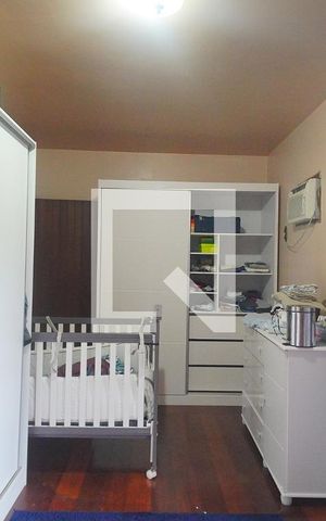 Casa à venda com 450m², 3 quartos e 2 vagasQuarto 1