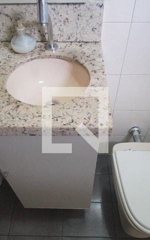 Casa à venda com 450m², 3 quartos e 2 vagasBanheiro 1