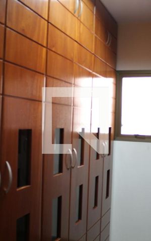 Apartamento à venda com 250m², 4 quartos e 2 vagasCloset