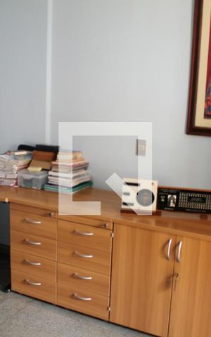 Apartamento à venda com 250m², 4 quartos e 2 vagasQuarto 4