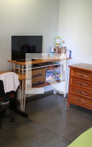 Apartamento à venda com 250m², 4 quartos e 2 vagasQuarto 3
