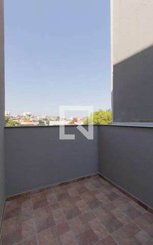 Apartamento para alugar com 39m², 3 quartos e sem vaga Apartamento para alugar com 39m², 3 quartos e sem vagaVaranda Quarto 3