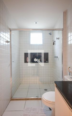 Apartamento para alugar com 168m², 3 quartos e 4 vagas Apartamento para alugar com 168m², 3 quartos e 4 vagasBanheiro suíte 3