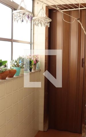 Apartamento à venda com 94m², 3 quartos e 1 vaga Apartamento à venda com 94m², 3 quartos e 1 vagaÁrea de Serviço