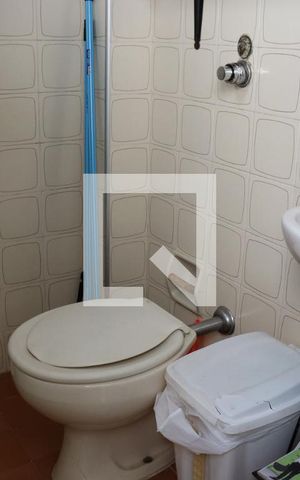 Apartamento à venda com 94m², 3 quartos e 1 vaga Apartamento à venda com 94m², 3 quartos e 1 vagaBanheiro de serviço