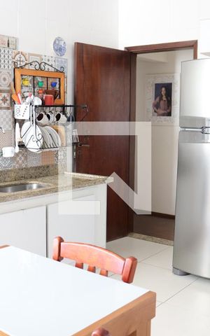 Apartamento à venda com 94m², 3 quartos e 1 vaga Apartamento à venda com 94m², 3 quartos e 1 vagaCozinha