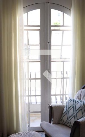 Apartamento à venda com 94m², 3 quartos e 1 vaga Apartamento à venda com 94m², 3 quartos e 1 vagaDetalhe da sala