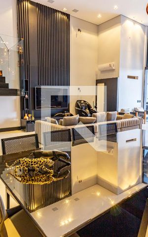 Casa para alugar com 300m², 3 quartos e 3 vagas Casa para alugar com 300m², 3 quartos e 3 vagasSala/Cozinha