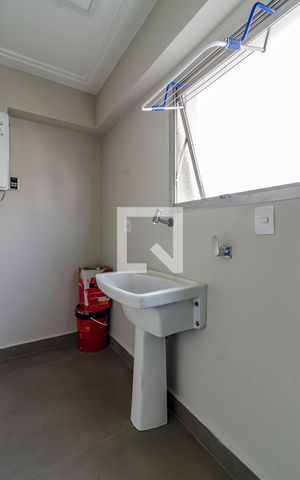 Apartamento à venda com 140m², 3 quartos e 2 vagasÁrea de serviço