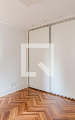 Apartamento à venda com 140m², 3 quartos e 2 vagasSuíte 1