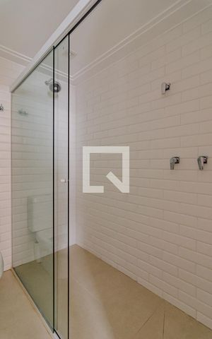 Apartamento à venda com 140m², 3 quartos e 2 vagasBanheiro da suíte 1