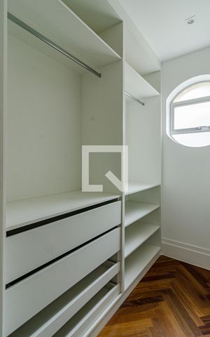 Apartamento à venda com 140m², 3 quartos e 2 vagasCloset da suíte 2
