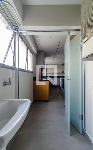 Apartamento à venda com 140m², 3 quartos e 2 vagasÁrea de serviço