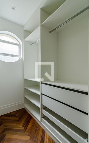 Apartamento à venda com 140m², 3 quartos e 2 vagasCloset da suíte 2