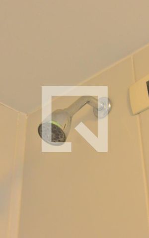 Apartamento à venda com 74m², 2 quartos e 1 vagaBanheiro Social