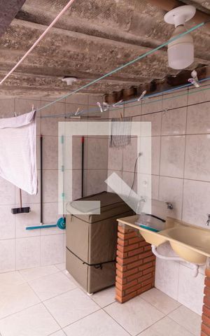 Casa à venda com 500m², 5 quartos e 1 vaga Casa à venda com 500m², 5 quartos e 1 vagaÁrea de Serviço