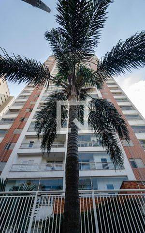 Apartamento para alugar com 81m², 3 quartos e 2 vagas Apartamento para alugar com 81m², 3 quartos e 2 vagasFachada