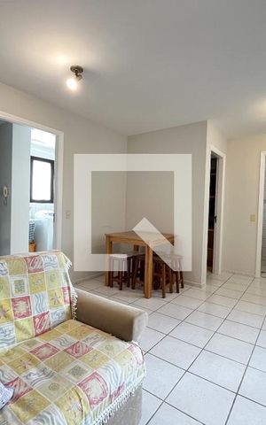 Apartamento à venda com 40m², 1 quarto e 1 vaga Apartamento à venda com 40m², 1 quarto e 1 vagaSala