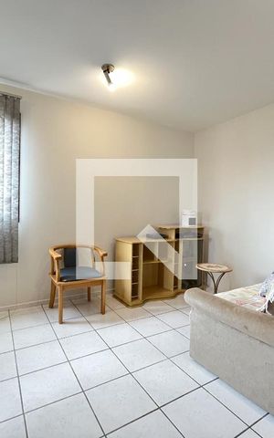 Apartamento à venda com 40m², 1 quarto e 1 vaga Apartamento à venda com 40m², 1 quarto e 1 vagaSala