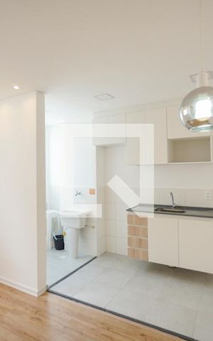 Apartamento para alugar com 42m², 2 quartos e sem vaga Apartamento para alugar com 42m², 2 quartos e sem vagaSala