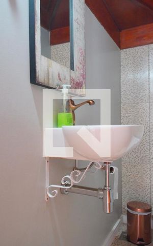 Casa à venda com 162m², 3 quartos e 3 vagasLavabo