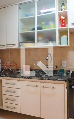 Apartamento à venda com 67m², 2 quartos e 1 vagaCozinha