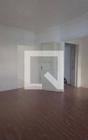 Casa à venda com 184m², 5 quartos e 2 vagasSala