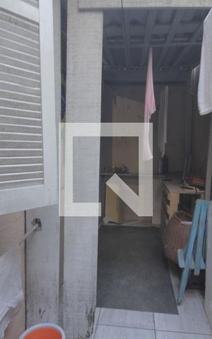 Casa à venda com 184m², 5 quartos e 2 vagasÁrea de Serviço