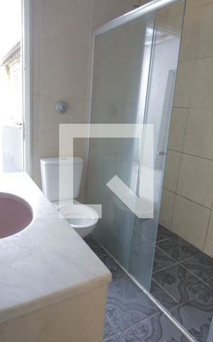 Casa à venda com 184m², 5 quartos e 2 vagasBanheiro da Suíte