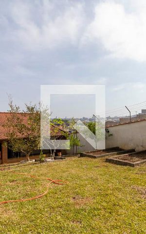 Casa à venda com 299m², 3 quartos e 4 vagasJardim