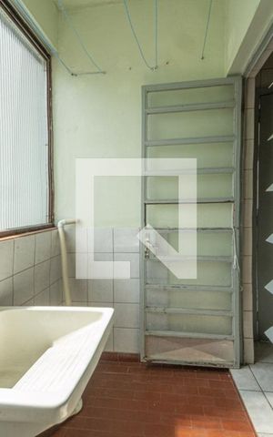 Apartamento para alugar com 60m², 2 quartos e 1 vagaÁrea de Serviço