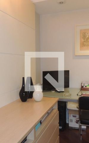 Apartamento à venda com 172m², 4 quartos e 3 vagasQuarto