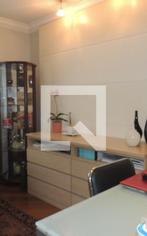 Apartamento à venda com 172m², 4 quartos e 3 vagasQuarto