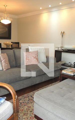 Apartamento à venda com 172m², 4 quartos e 3 vagasSala