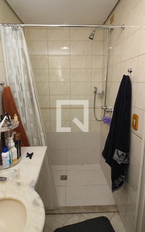Apartamento à venda com 127m², 3 quartos e 2 vagas Apartamento à venda com 127m², 3 quartos e 2 vagasBanheiro 2