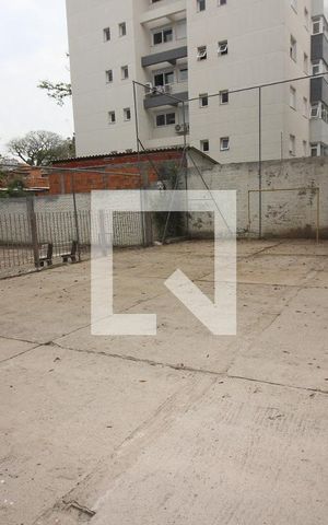 Apartamento à venda com 127m², 3 quartos e 2 vagas Apartamento à venda com 127m², 3 quartos e 2 vagasÁrea comum - Quadra