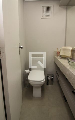 Apartamento à venda com 127m², 3 quartos e 2 vagas Apartamento à venda com 127m², 3 quartos e 2 vagasLavabo