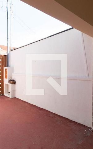Casa à venda com 109m², 3 quartos e 1 vaga Casa à venda com 109m², 3 quartos e 1 vagaGaragem