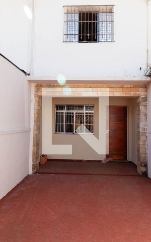 Casa à venda com 109m², 3 quartos e 1 vaga Casa à venda com 109m², 3 quartos e 1 vagaGaragem