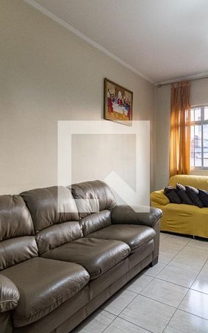 Casa à venda com 240m², 3 quartos e 2 vagasSala 2