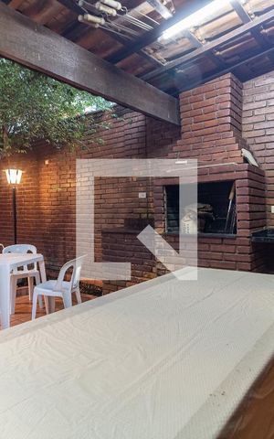 Casa à venda com 240m², 3 quartos e 2 vagasChurrasquiera 