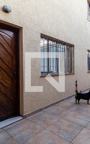 Casa à venda com 240m², 3 quartos e 2 vagasQuintal
