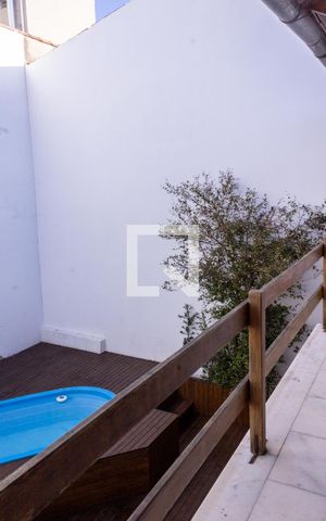 Casa à venda com 225m², 3 quartos e 3 vagas Casa à venda com 225m², 3 quartos e 3 vagasVaranda do Quarto 3