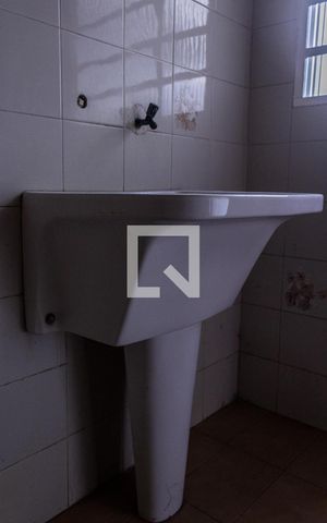 Casa à venda com 225m², 3 quartos e 3 vagas Casa à venda com 225m², 3 quartos e 3 vagasÁrea de Serviço