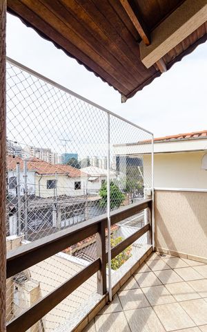 Casa à venda com 188m², 3 quartos e 4 vagas Casa à venda com 188m², 3 quartos e 4 vagasVaranda da Suíte 1