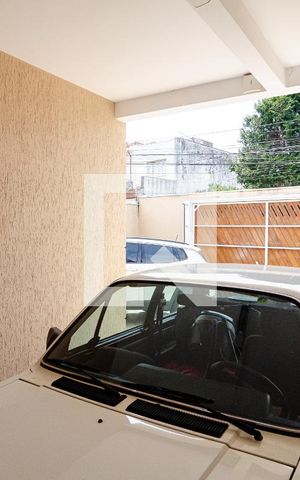 Casa à venda com 188m², 3 quartos e 4 vagas Casa à venda com 188m², 3 quartos e 4 vagasGaragem