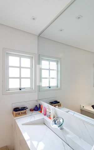 Casa à venda com 188m², 3 quartos e 4 vagas Casa à venda com 188m², 3 quartos e 4 vagasBanheiro 1 da Suíte 1